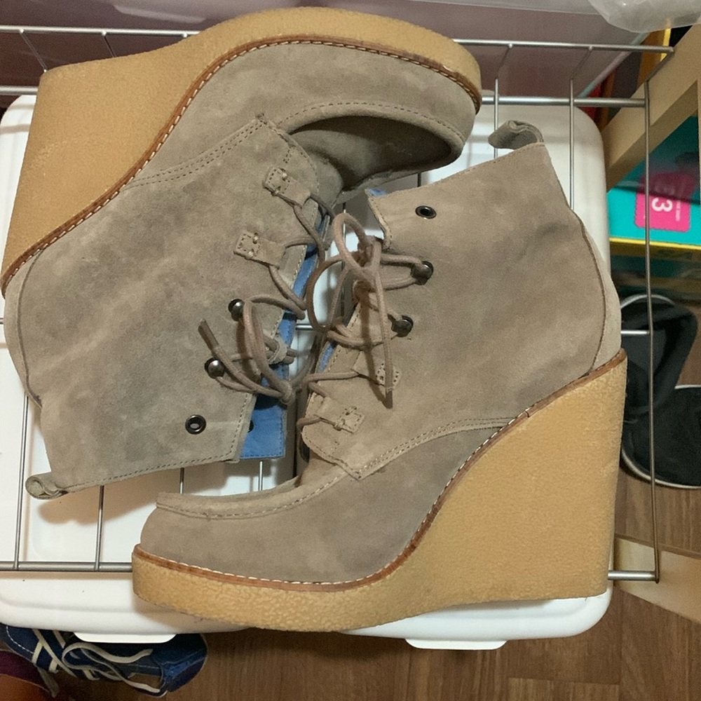 Gap Women’s Wedge Boot